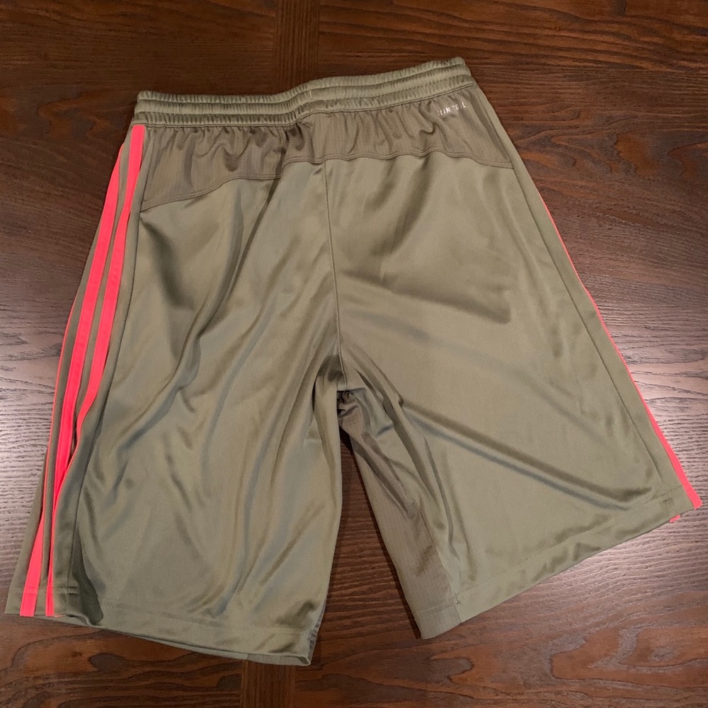 New Men’s Adidas Basketball/Athletic shorts